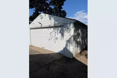 2919 Searles Avenue, Rockford, IL 61101 - Photo 14