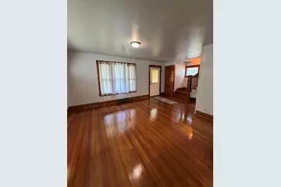 2919 Searles Avenue, Rockford, IL 61101 - Photo 2