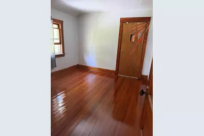 2919 Searles Avenue, Rockford, IL 61101 - Photo 10