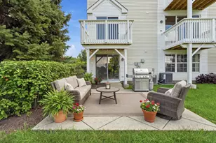 402 Arboretum Dr, Lombard, IL 60148 - Photo 30