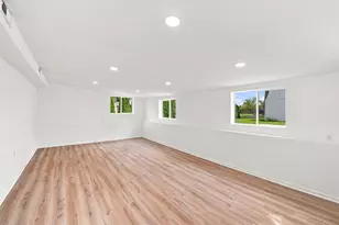 25055 S Center St, Channahon, IL 60410 - Photo 12