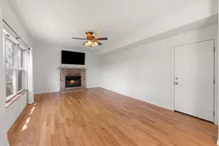 900 Chelsea Ct, Aurora, IL 60504 - Photo 16