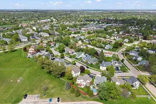 900 Chelsea Ct, Aurora, IL 60504 - Photo 42