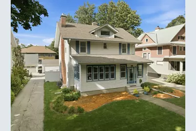 1514 E Grove Street, Bloomington, IL 61701 - Photo 2