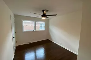 5749 W 63rd Pl, Chicago, IL 60638 - Photo 16