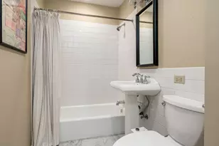 734 W Briar Pl, Chicago, IL 60657 - Photo 18