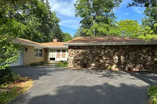 36461 N US Highway 45, Lake Villa, IL 60046 - Photo 1