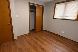 7966 S Kolin Ave, Chicago, IL 60652 - Photo 6