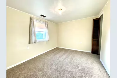 296 N Levasseur Avenue, Bourbonnais, IL 60914 - Photo 10