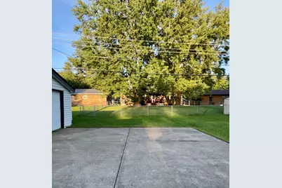 296 N Levasseur Avenue, Bourbonnais, IL 60914 - Photo 14