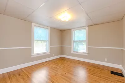 [Address not provided], Bloomington, IL 61701 - Photo 18