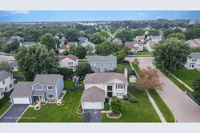1301 Big Oak Trail, Aurora, IL 60506 - Photo 6