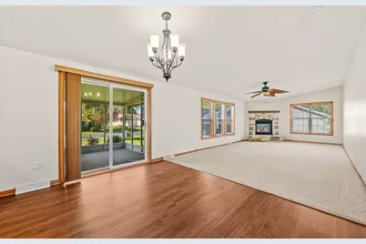 5631 Irving Boulevard, Machesney Park, IL 61115 - Photo 20