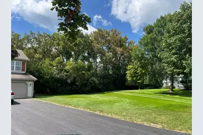 650 Glenbrook Road, Crystal Lake, IL 60012 - Photo 24
