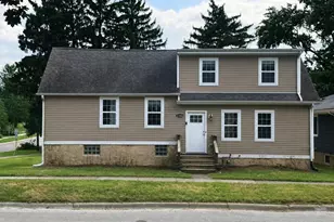 21404 Maple St, Matteson, IL 60443 - Photo 1