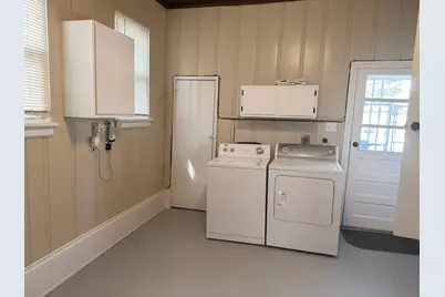 320 Anderson Street, Centralia, IL 62801 - Photo 8