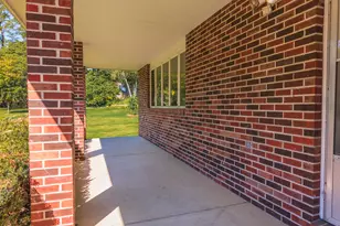 19780 Lakewood Dr, Bloomington, IL 61705 - Photo 2