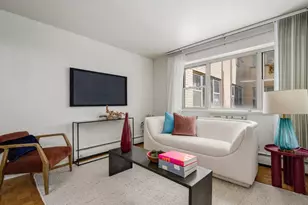 420 W Aldine Ave, Chicago, IL 60657 - Photo 6