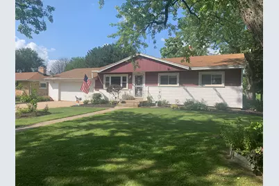 702 Bourn Street, Harvard, IL 60033 - Photo 2