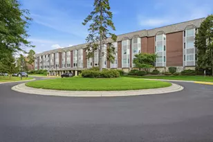 2500 Windsor Mall, Park Ridge, IL 60068 - Photo 2