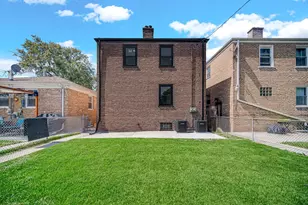 1035 Bohland Ave, Bellwood, IL 60104 - Photo 22