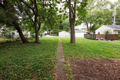 643 S Myrtle Avenue, Kankakee, IL 60901 - Photo 10
