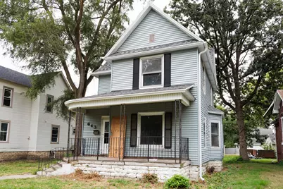 643 S Myrtle Avenue, Kankakee, IL 60901 - Photo 2