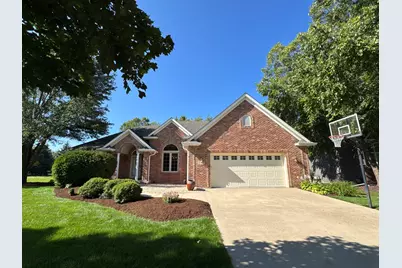 712 Brighton Drive, Sugar Grove, IL 60554 - Photo 2