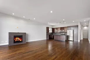 1412 W Morse Ave, Chicago, IL 60626 - Photo 4