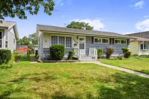 17427 Lorenz Ave, Lansing, IL 60438 - Photo 2