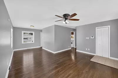 17427 Lorenz Avenue, Lansing, IL 60438 - Photo 4
