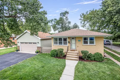 6520 Ridge Drive, Chicago Ridge, IL 60415 - Photo 2
