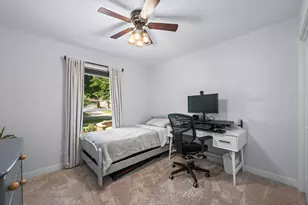 609 N Carlyle Ln, Arlington Heights, IL 60004 - Photo 30