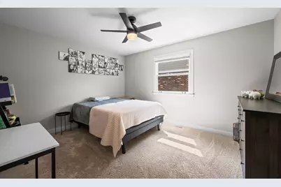 609 N Carlyle Lane, Arlington Heights, IL 60004 - Photo 28