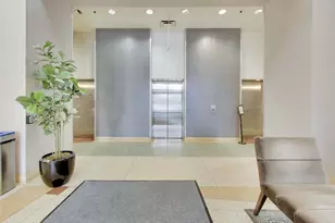 435 W Erie St, Chicago, IL 60654 - Photo 42
