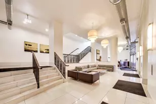 758 N Larrabee St, Chicago, IL 60654 - Photo 18
