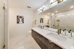 758 N Larrabee St, Chicago, IL 60654 - Photo 12