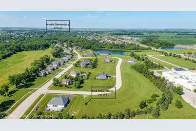 1718 Ellsworth Drive, Sycamore, IL 60178 - Photo 6