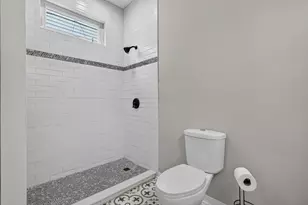 1204 Division St, Melrose Park, IL 60160 - Photo 22