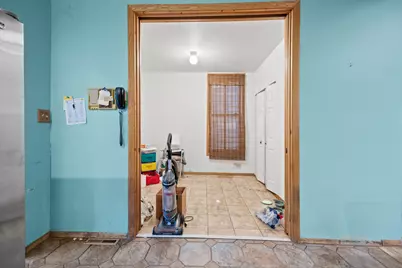 2137 W Moffat Street, Chicago, IL 60647 - Photo 8