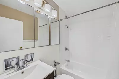 3900 N Lake Shore Drive #14F, Chicago, IL 60613 - Photo 8