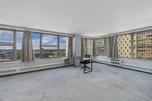 3900 N Lake Shore Dr, Chicago, IL 60613 - Photo 2