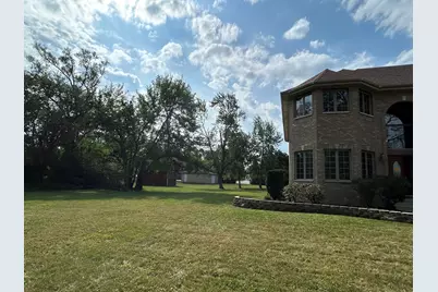 1575 Benton Street, Crete, IL 60417 - Photo 6
