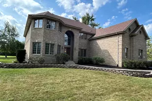 1575 Benton St, Crete, IL 60417 - Photo 2