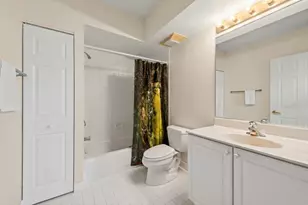 7400 Lincoln Ave, Skokie, IL 60076 - Photo 10