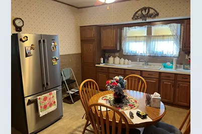 243 Crosat Street, Lasalle, IL 61301 - Photo 6