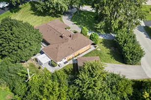 1301 W 54th St, La Grange Highlands, IL 60525 - Photo 18