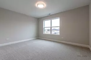 164 Roman Ln, Hawthorn Woods, IL 60047 - Photo 16