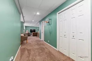27517 E Savannah Trail, Lake Barrington, IL 60010 - Photo 36