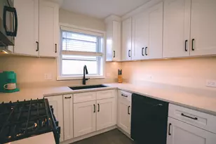 274 N Berteau Ave, Elmhurst, IL 60126 - Photo 12